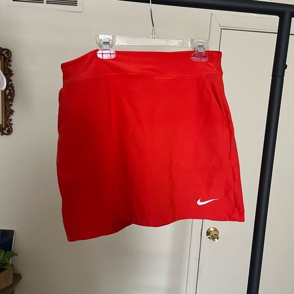 Nike Women's Dri-fit Golf skirt - Picture 2 of 6